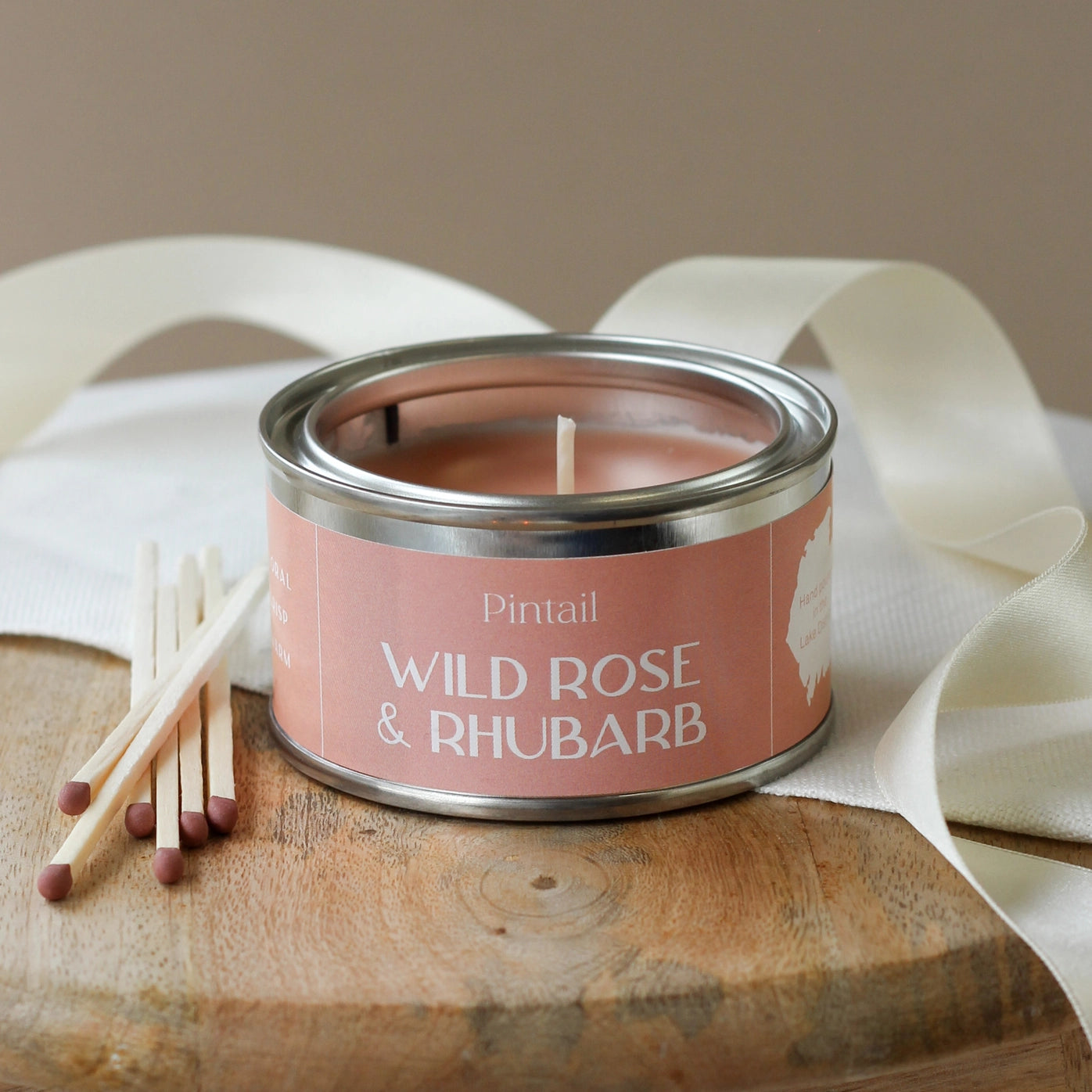 Wild Rose and Rhubarb Candle