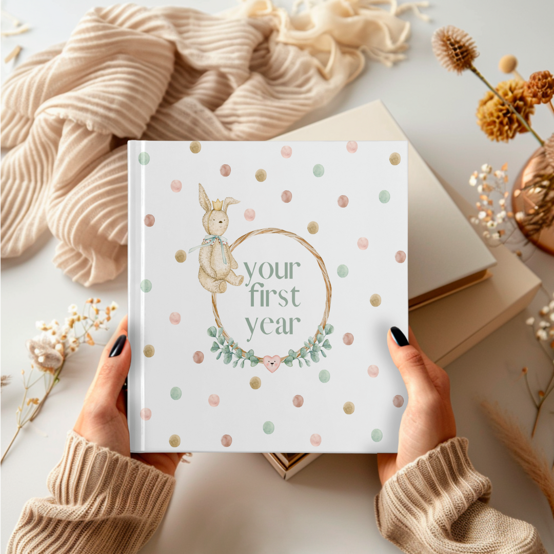11 Must-Haves for Your Baby Memory Book